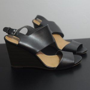 Black Old Navy size 10 wedge sandals
